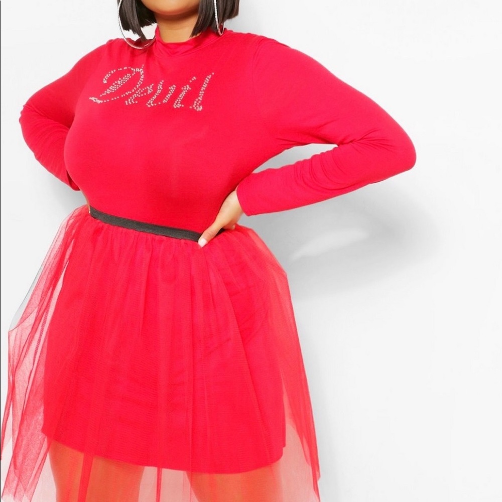Boohoo Plus Red Tulle Mini Skirt